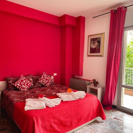 กาเด ฟิออรี 1 เวเนเซีย Bed & Breakfast เมสเตร ภายนอก รูปภาพ