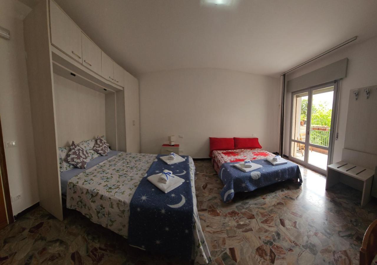 กาเด ฟิออรี 1 เวเนเซีย Bed & Breakfast เมสเตร ภายนอก รูปภาพ
