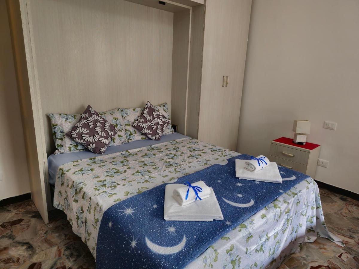 กาเด ฟิออรี 1 เวเนเซีย Bed & Breakfast เมสเตร ภายนอก รูปภาพ
