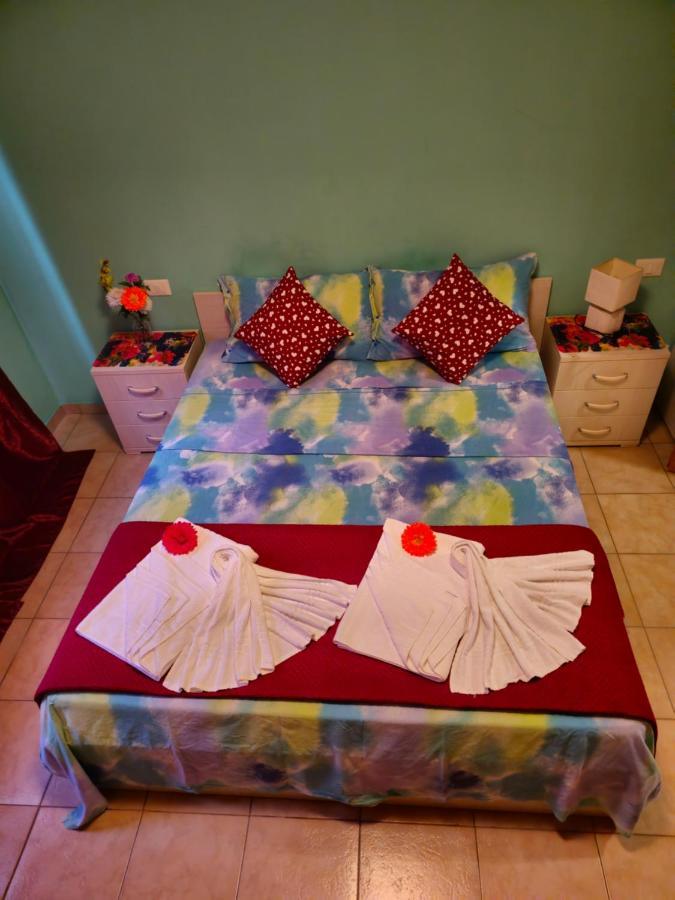 กาเด ฟิออรี 1 เวเนเซีย Bed & Breakfast เมสเตร ภายนอก รูปภาพ