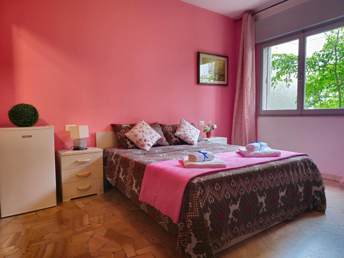 กาเด ฟิออรี 1 เวเนเซีย Bed & Breakfast เมสเตร ภายนอก รูปภาพ