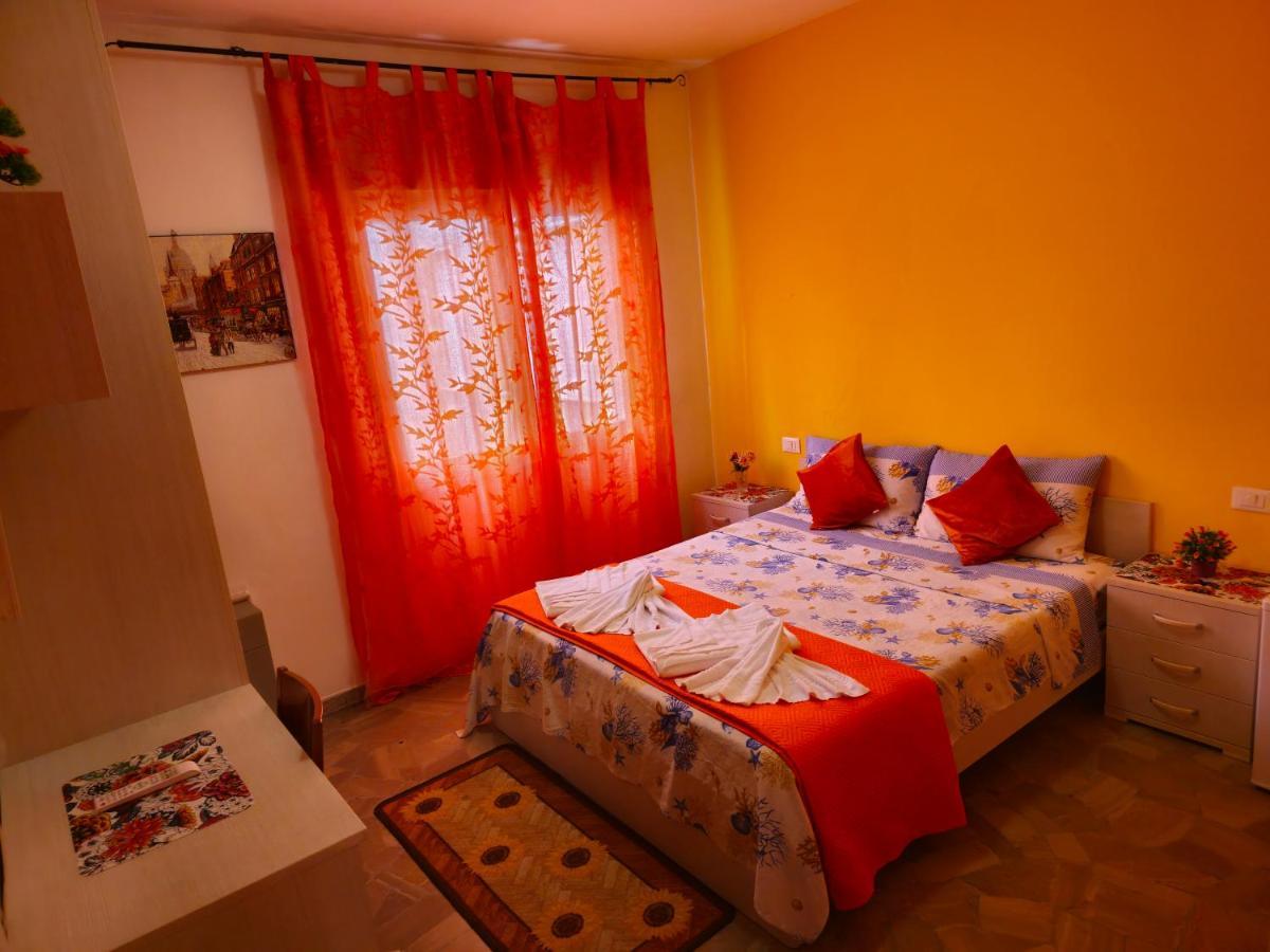 กาเด ฟิออรี 1 เวเนเซีย Bed & Breakfast เมสเตร ภายนอก รูปภาพ