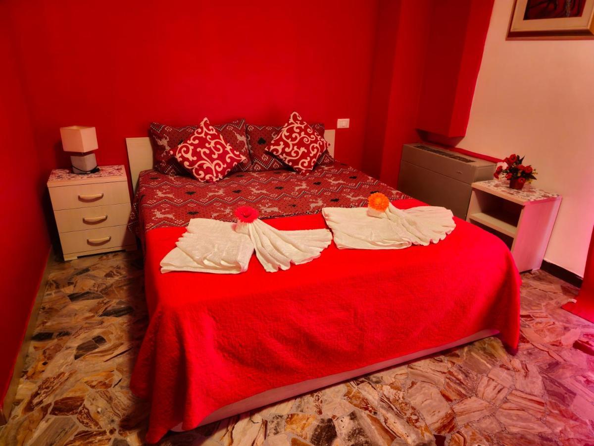 กาเด ฟิออรี 1 เวเนเซีย Bed & Breakfast เมสเตร ภายนอก รูปภาพ